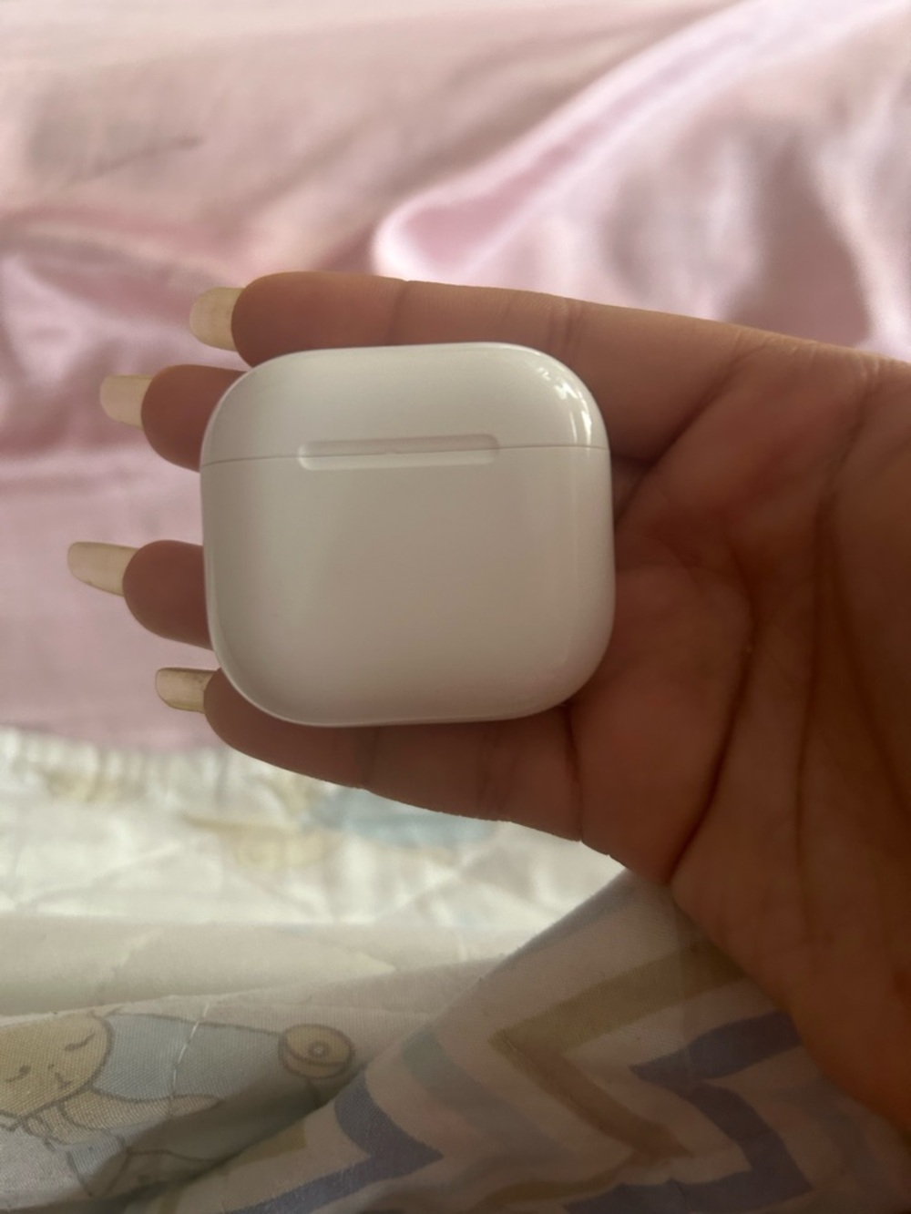 Apple AirPod 4’s brand new